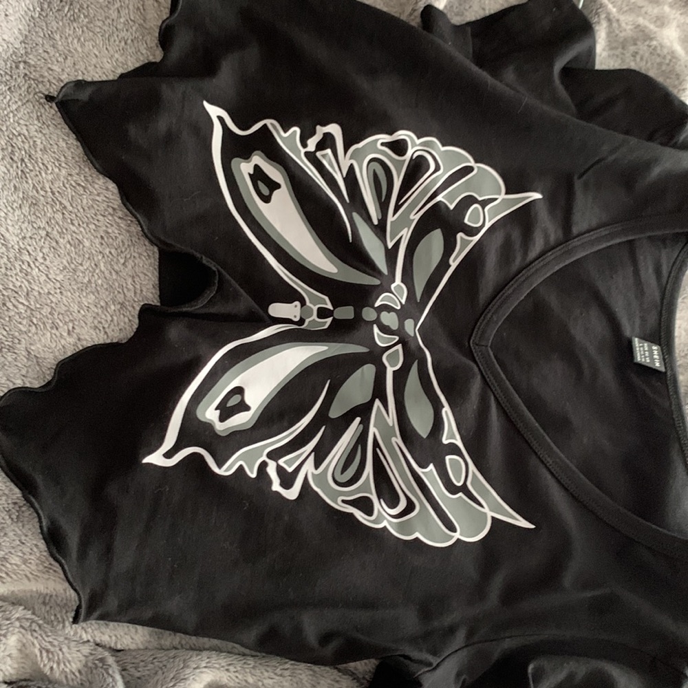 butterfly crop top - Picture 2 of 2